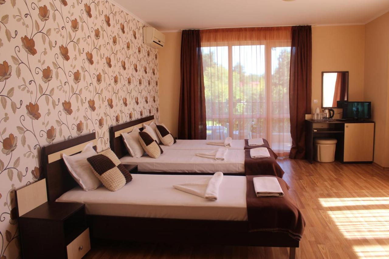 Respekt Guest House ซันนีบีช ภายนอก รูปภาพ