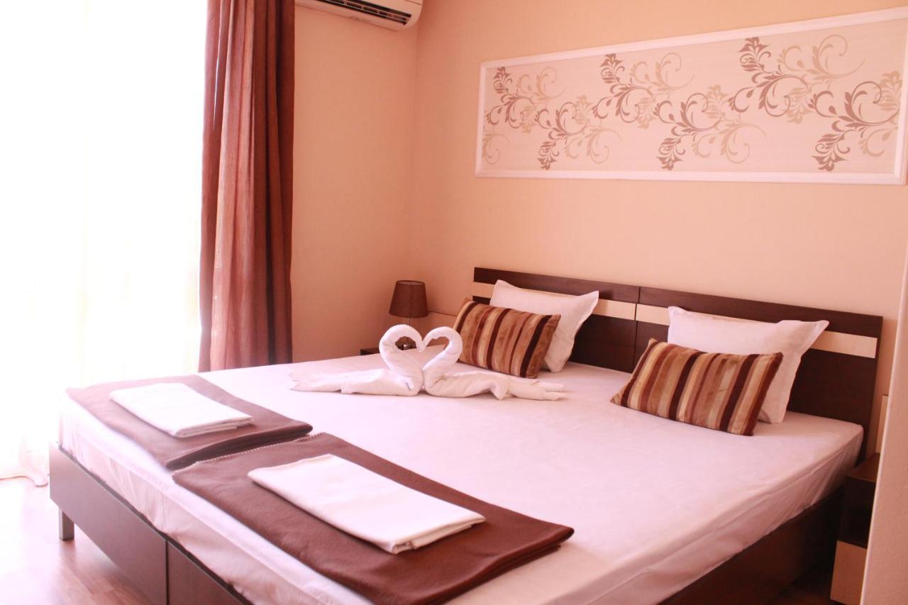 Respekt Guest House ซันนีบีช ภายนอก รูปภาพ