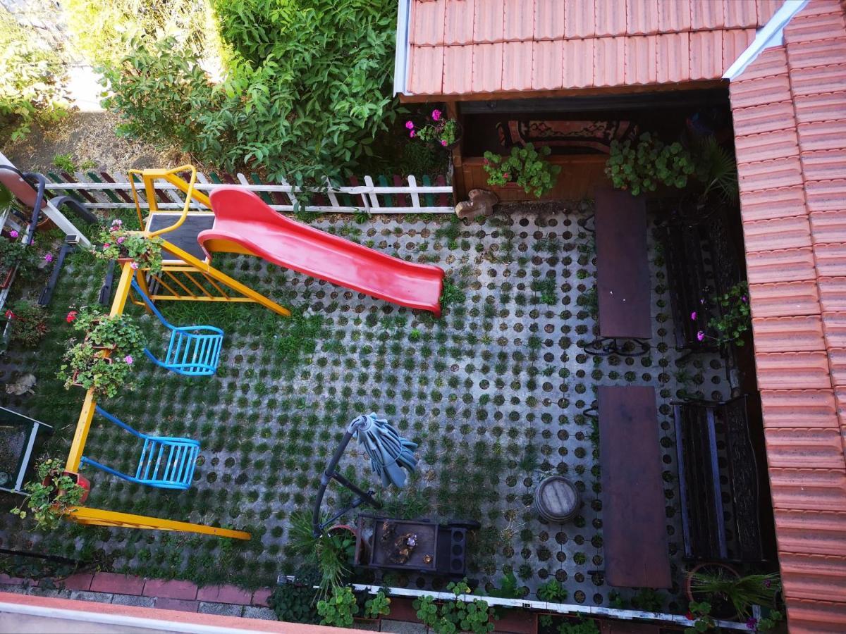 Respekt Guest House ซันนีบีช ภายนอก รูปภาพ
